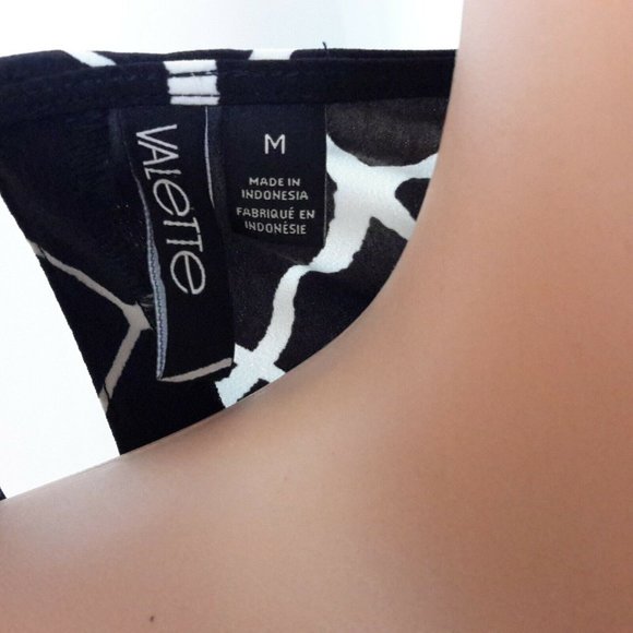 NWT/ Valette Black & White Shift Dress Size M --A - Picture 10 of 10